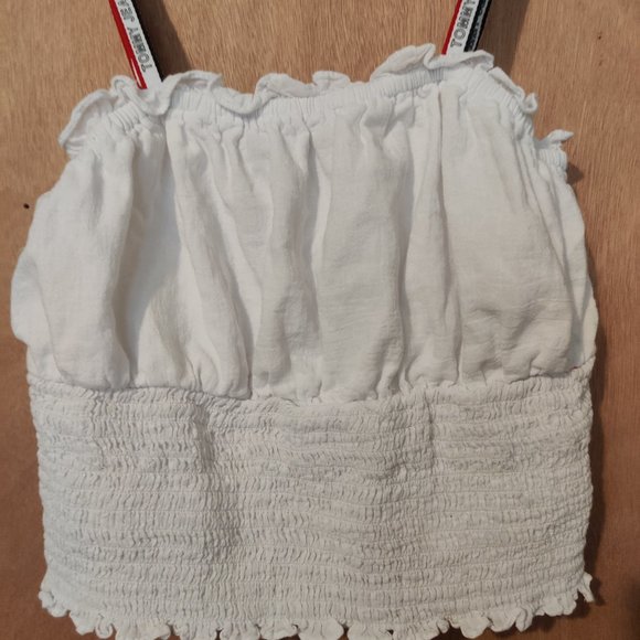 NWOT - Smocked Crop Top - Picture 4 of 9